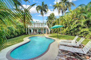 The Blue Pearl 2bd 2br Private Pool and Garden